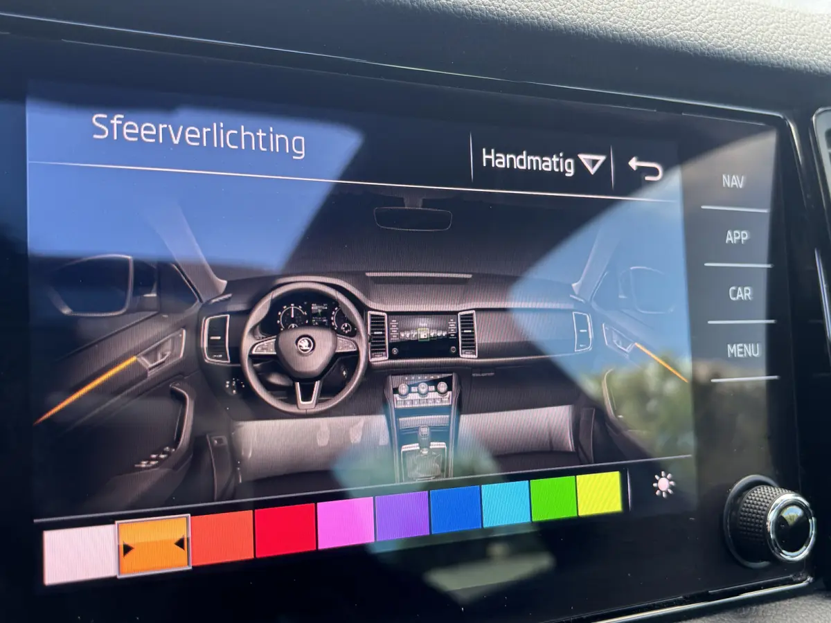 1.5 TSI Sportline Business 7p. | Trekhaak | Pano | Sfeerverlichting | Apple Carplay | Stoelverwarming
