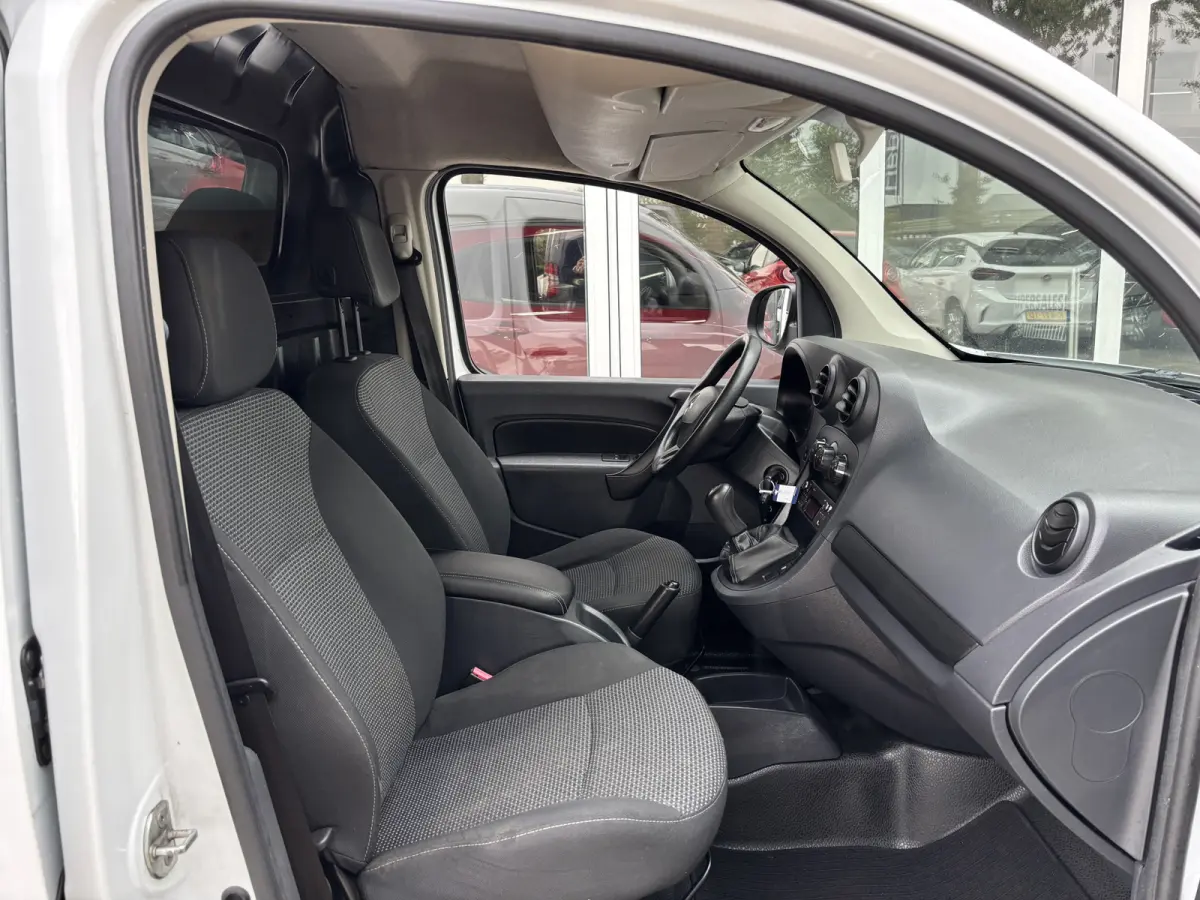 108 CDI BlueEFFICIENCY | Bluetooth | Airco | Elektrische Ramen