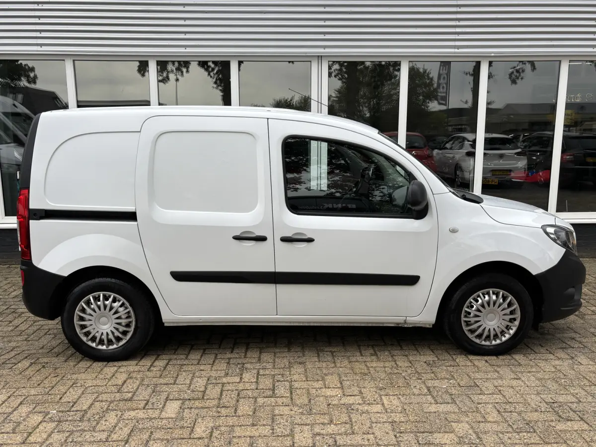 108 CDI BlueEFFICIENCY | Bluetooth | Airco | Elektrische Ramen