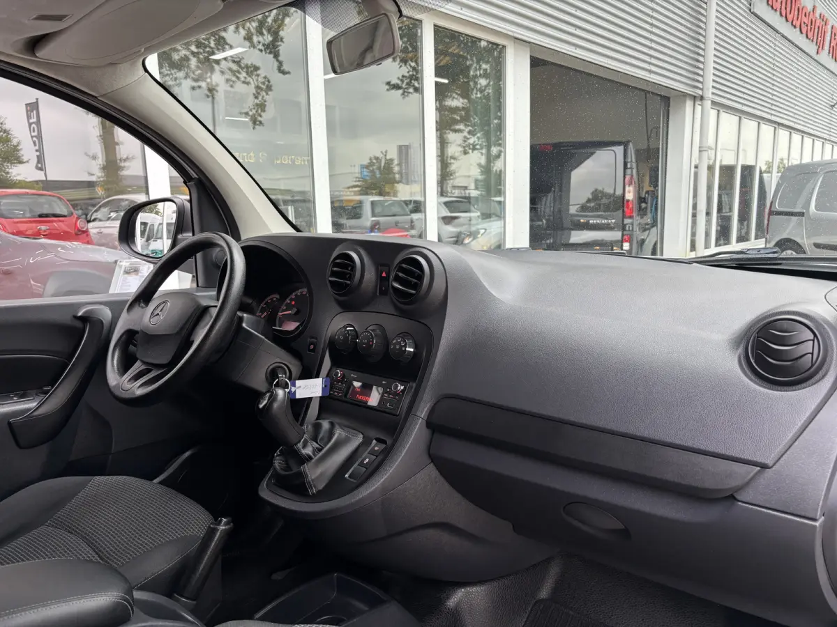 108 CDI BlueEFFICIENCY | Bluetooth | Airco | Elektrische Ramen