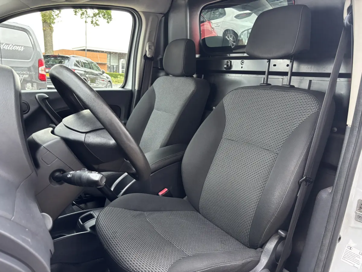 108 CDI BlueEFFICIENCY | Bluetooth | Airco | Elektrische Ramen