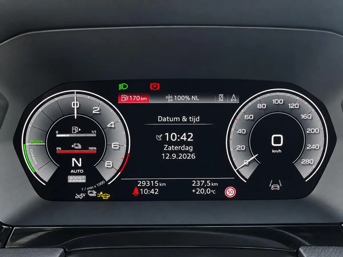 40 TFSI e 204pk Automaat S-Line edition Comfort pakket Plus Lichtmetalen Velgen 18" Matrix Led Parkeer sensoren Camera Cruise Control Adaptive Navigatie Apple Carplay/Android Auto