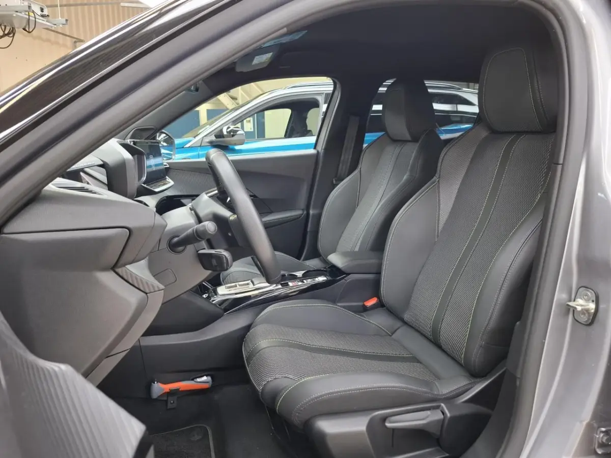 1.2 Hybrid 145 GT | Automaat | Navigatie | Camera voor + achter | 18 Inch | Apple carplay | NL auto |