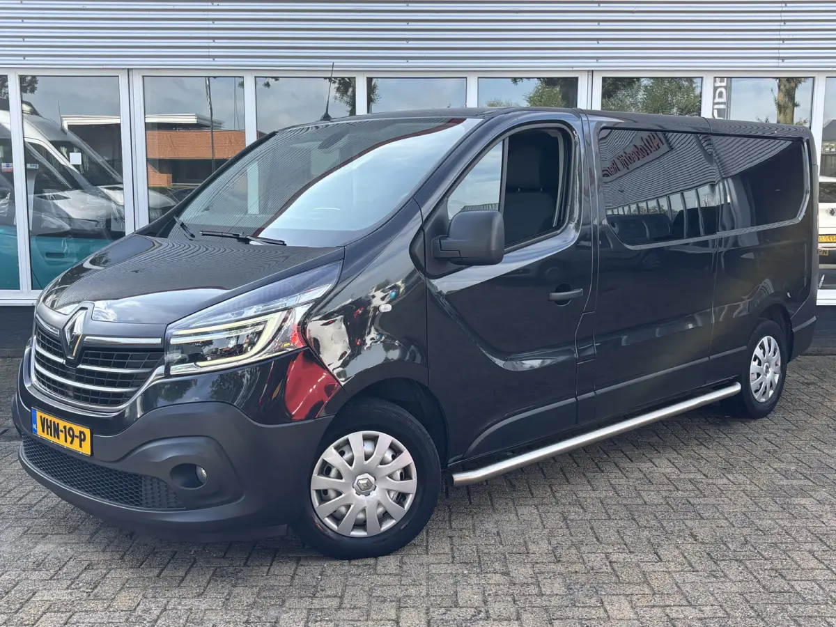 2.0 dCi 145 T29 L2H1 DC Comfort | Dubbel Cabine | Automaat | Trekhaak | Achterruitrij Camera