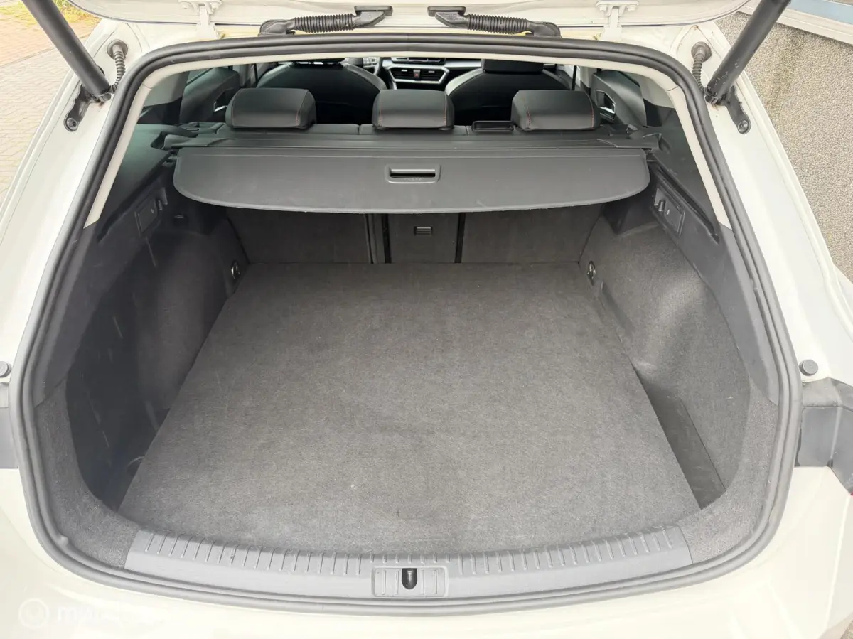 1.4 TSI eHybrid PHEV FR