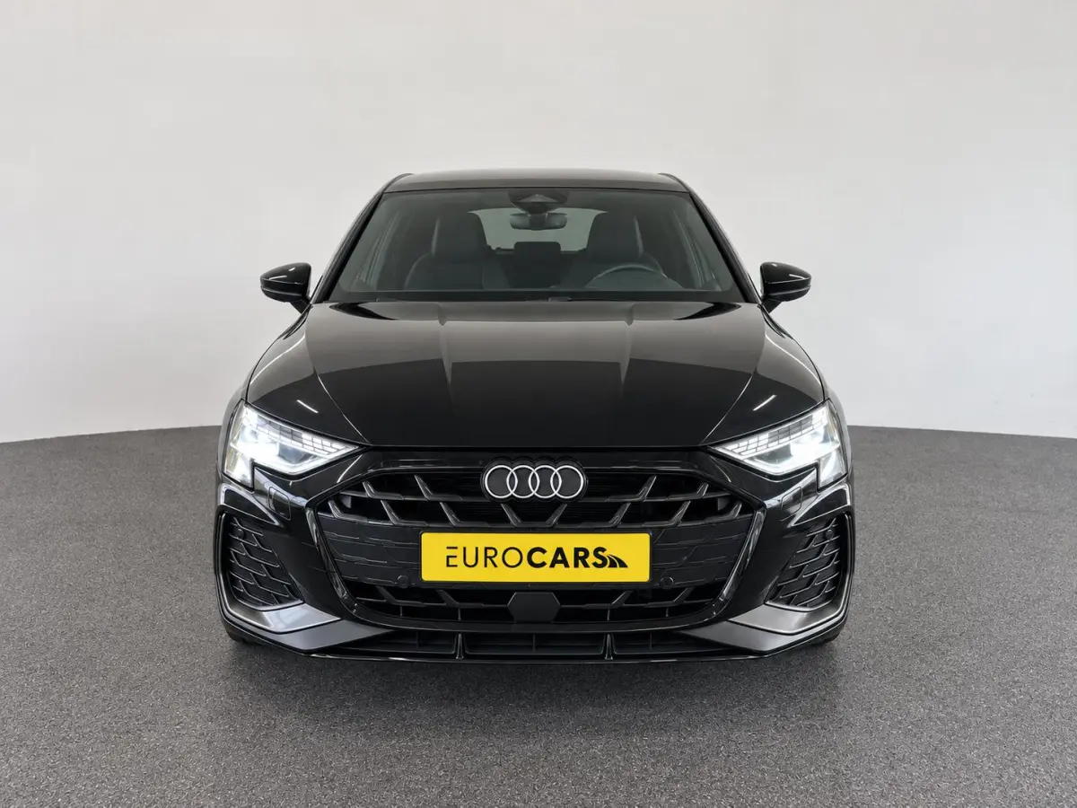 40 TFSI e 204pk Automaat S-Line edition Comfort pakket Plus Lichtmetalen Velgen 18" Matrix Led Parkeer sensoren Camera Cruise Control Adaptive Navigatie Apple Carplay/Android Auto
