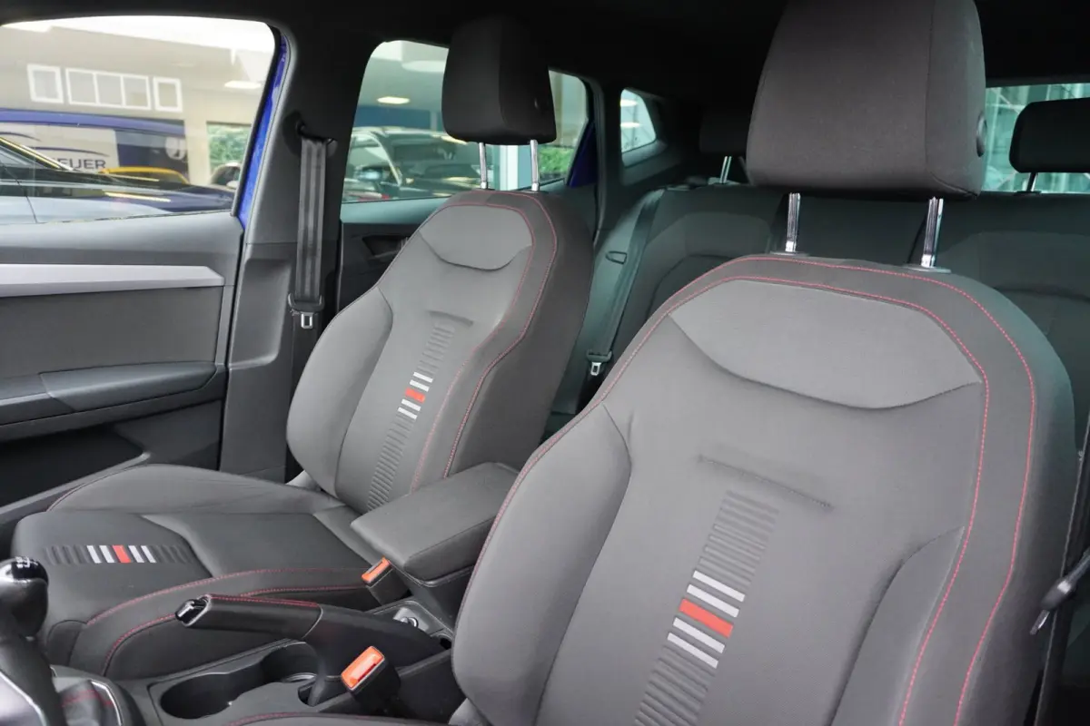 1.0 TSI FR Business Intense | Airco | Carplay | Vol opties | 2021 | Dealerauto | Inruil mogelijk