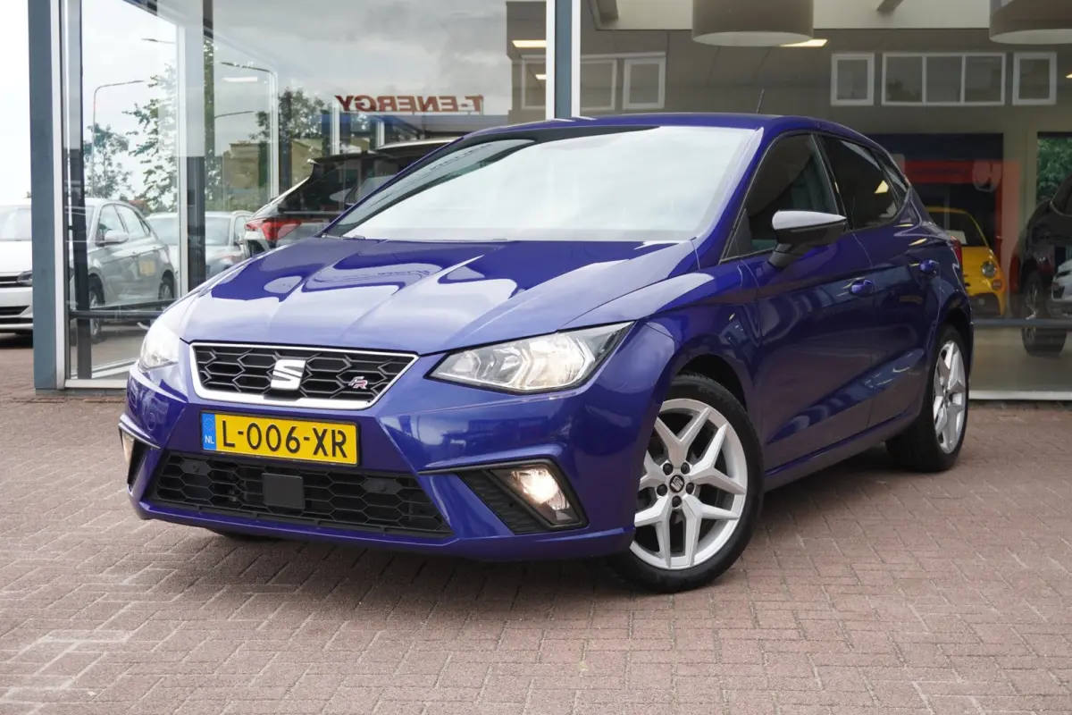 1.0 TSI FR Business Intense | Airco | Carplay | Vol opties | 2021 | Dealerauto | Inruil mogelijk