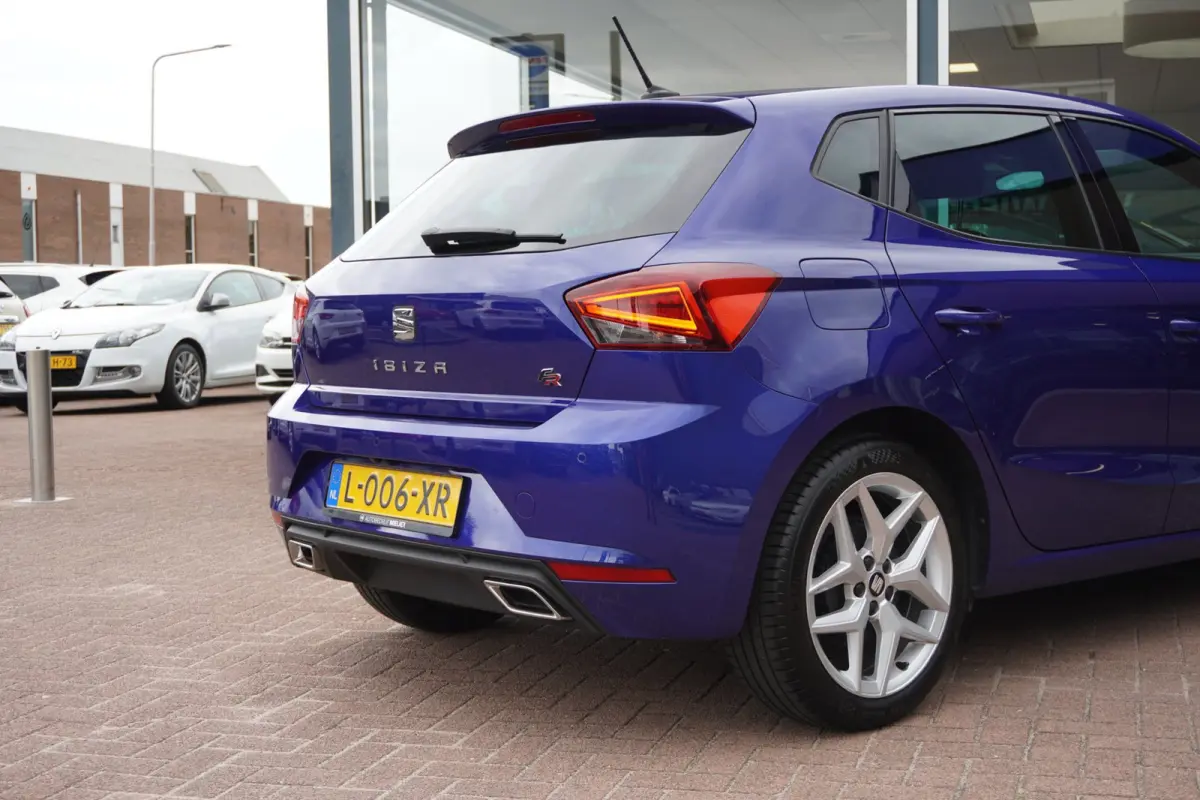 1.0 TSI FR Business Intense | Airco | Carplay | Vol opties | 2021 | Dealerauto | Inruil mogelijk