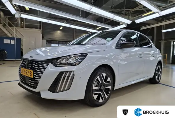1.2 Hybrid 110 e-DCS6 Allure | Automaat | Navigatie | Camera voor + achter | Apple carplay | NL auto | 17.500km |