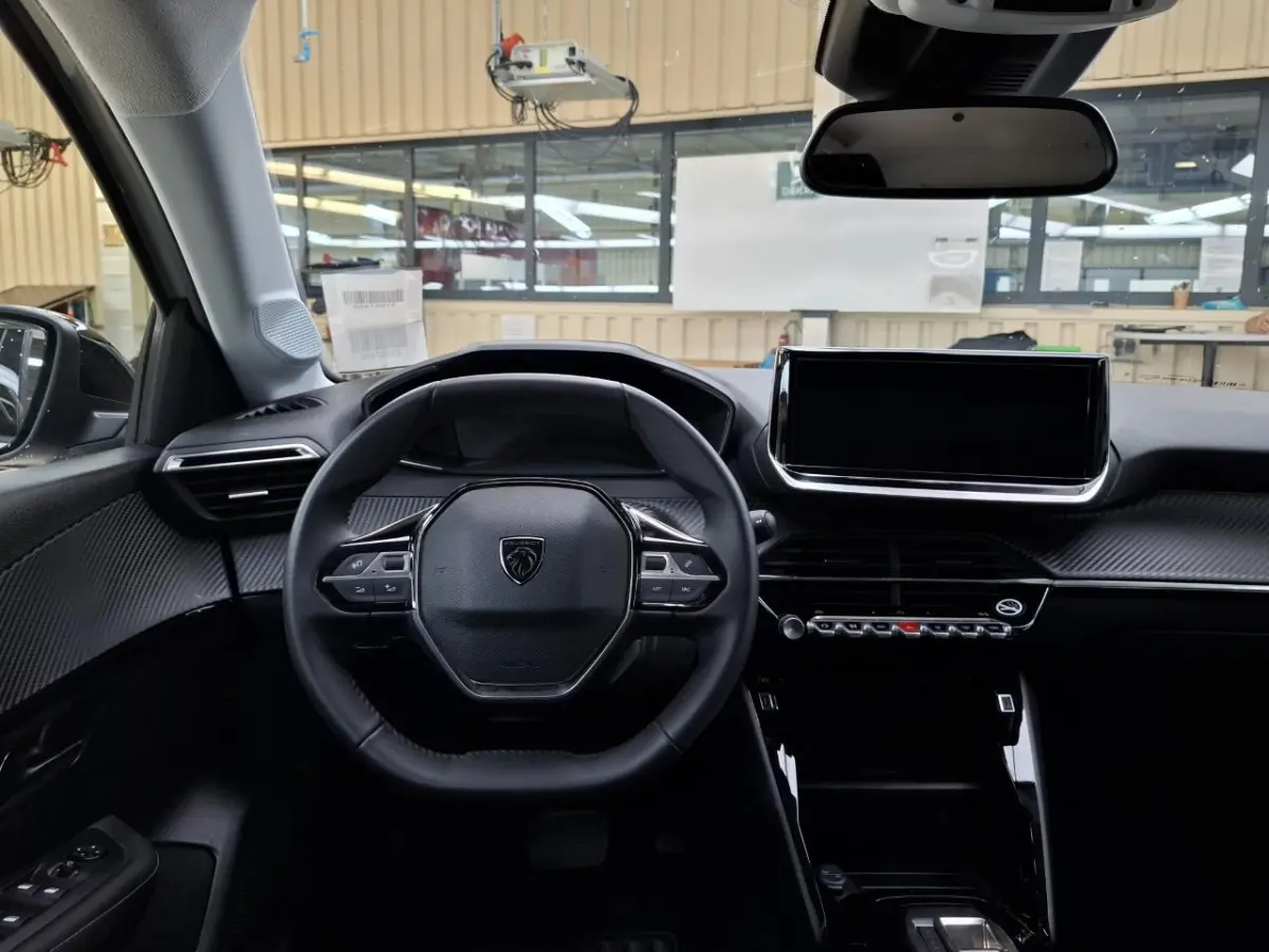 1.2 Hybrid 110 e-DCS6 Allure | Automaat | Navigatie | Camera voor + achter | Apple carplay | NL auto | 17.500km |