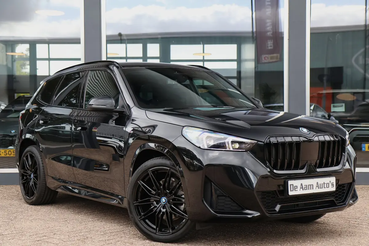 XDrive25e M-sport 20 Inch Black Pakket Camera Btw!