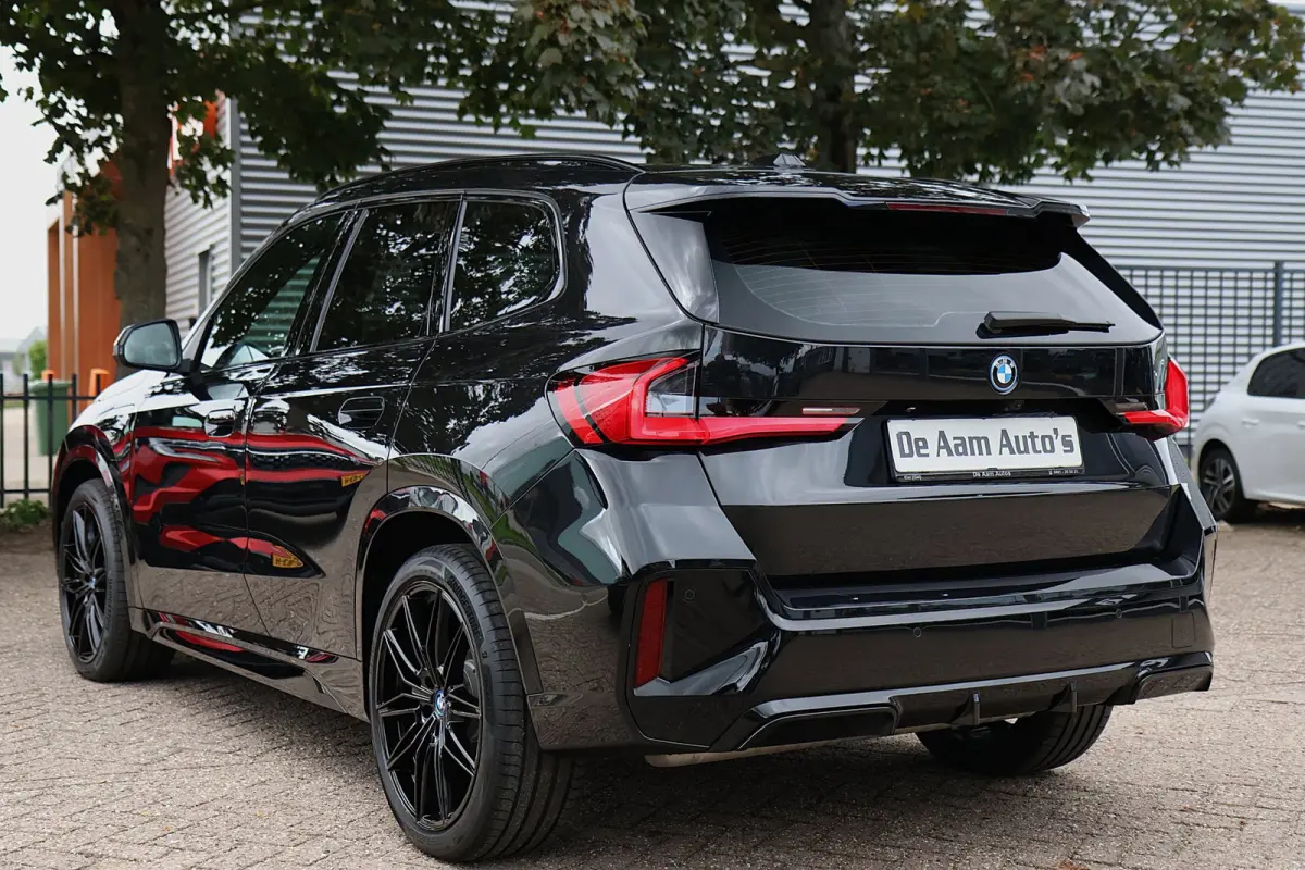 XDrive25e M-sport 20 Inch Black Pakket Camera Btw!