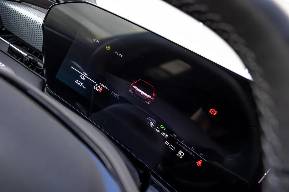 performance 367pk S edition 100 kWh | Trekhaak | Leder | 360° camera | Matrix LED