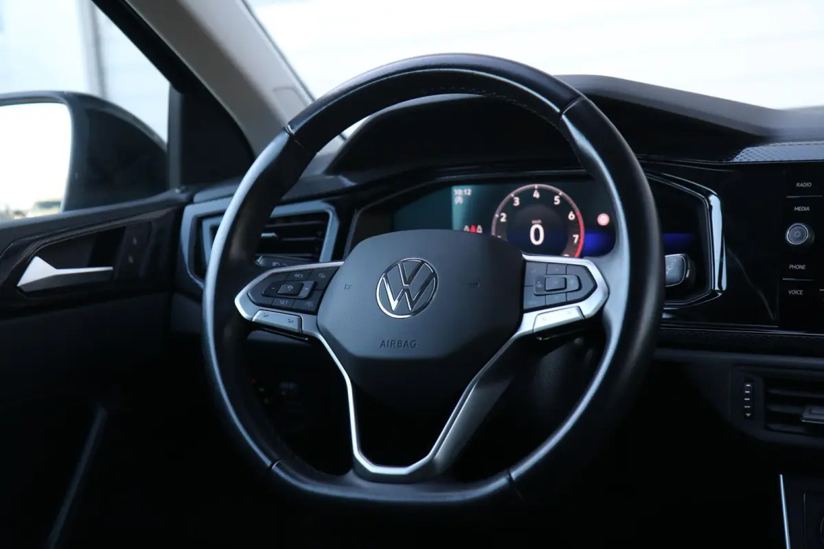 1.0 TSI 95pk Life | Trekhaak | Achteruitrijcamera | Stoelverwarming | Navigatie | App Connect