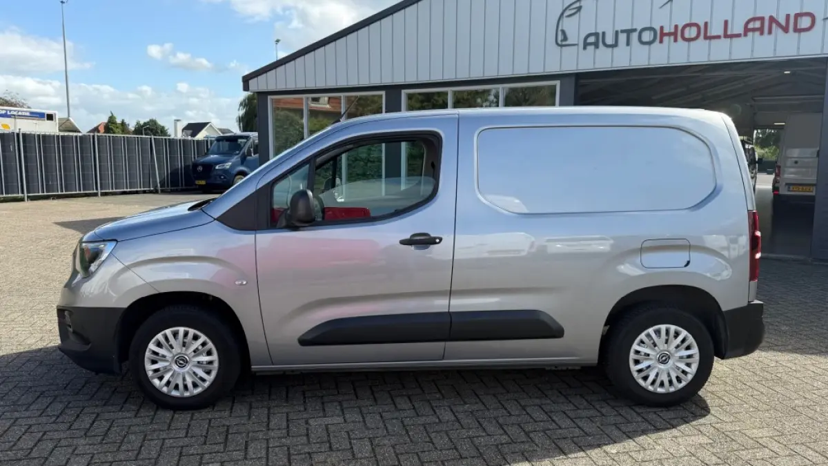 1.5D 75KW 102PK EURO 6 AIRCO/ CRUISE CONTROL/ TREKHAAK/ PARKEERSENSOREN/ 100% DEALERONDERHOUDEN