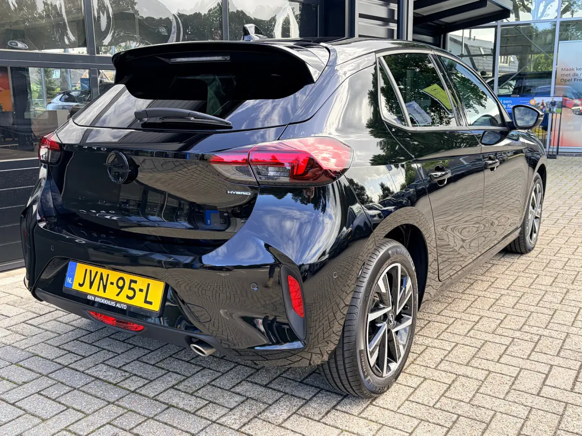 1.2 Turbo Automaat Hybrid GS | 2+6 JAAR GARANTIE| MATRIX LED| DODEHOEK DETECTIE| KEYLESS ENTRY & START| DRAADLOZE TELEFOONLADER| NAVIGATIE + APPLE CARPLAY/ANDROID AUTO| CAMERA + PARKEERSENOS