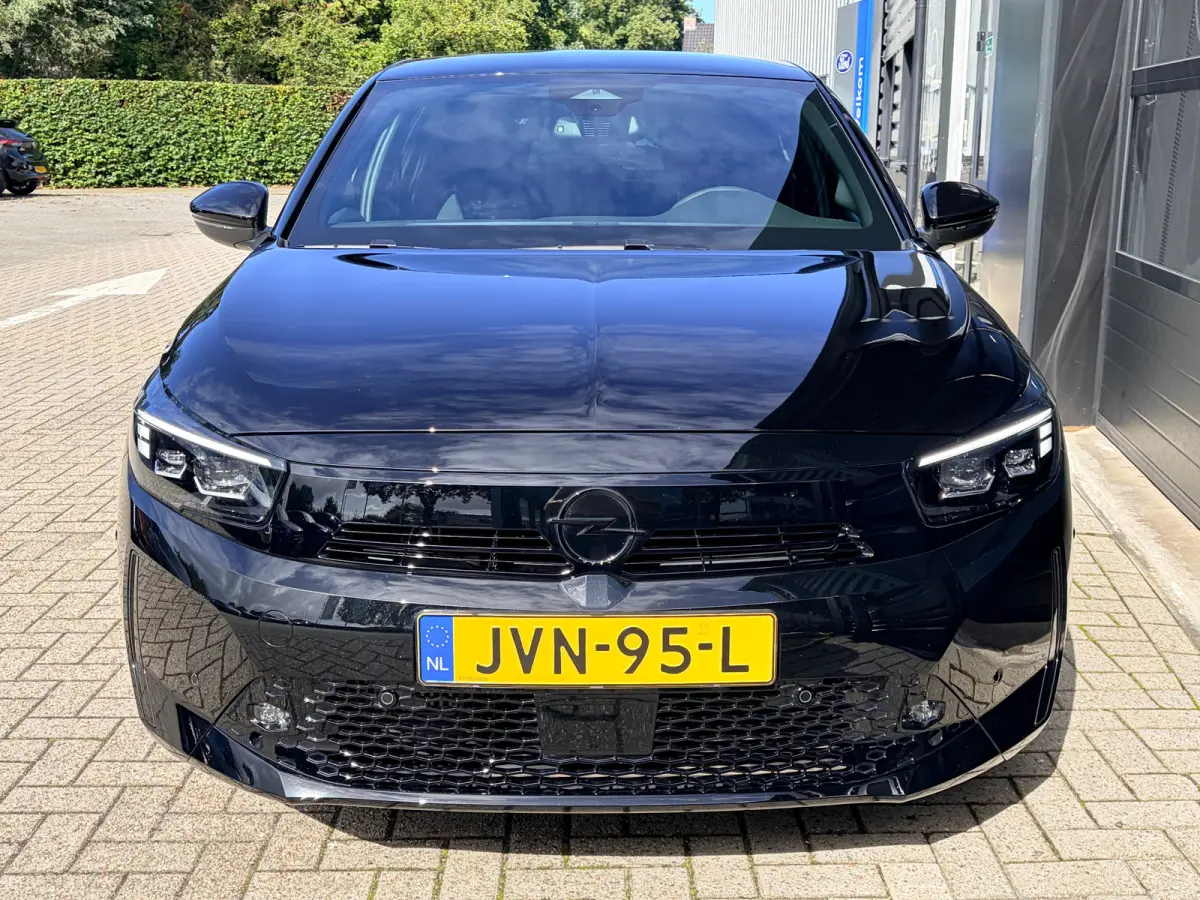 1.2 Turbo Automaat Hybrid GS | 2+6 JAAR GARANTIE| MATRIX LED| DODEHOEK DETECTIE| KEYLESS ENTRY & START| DRAADLOZE TELEFOONLADER| NAVIGATIE + APPLE CARPLAY/ANDROID AUTO| CAMERA + PARKEERSENOS