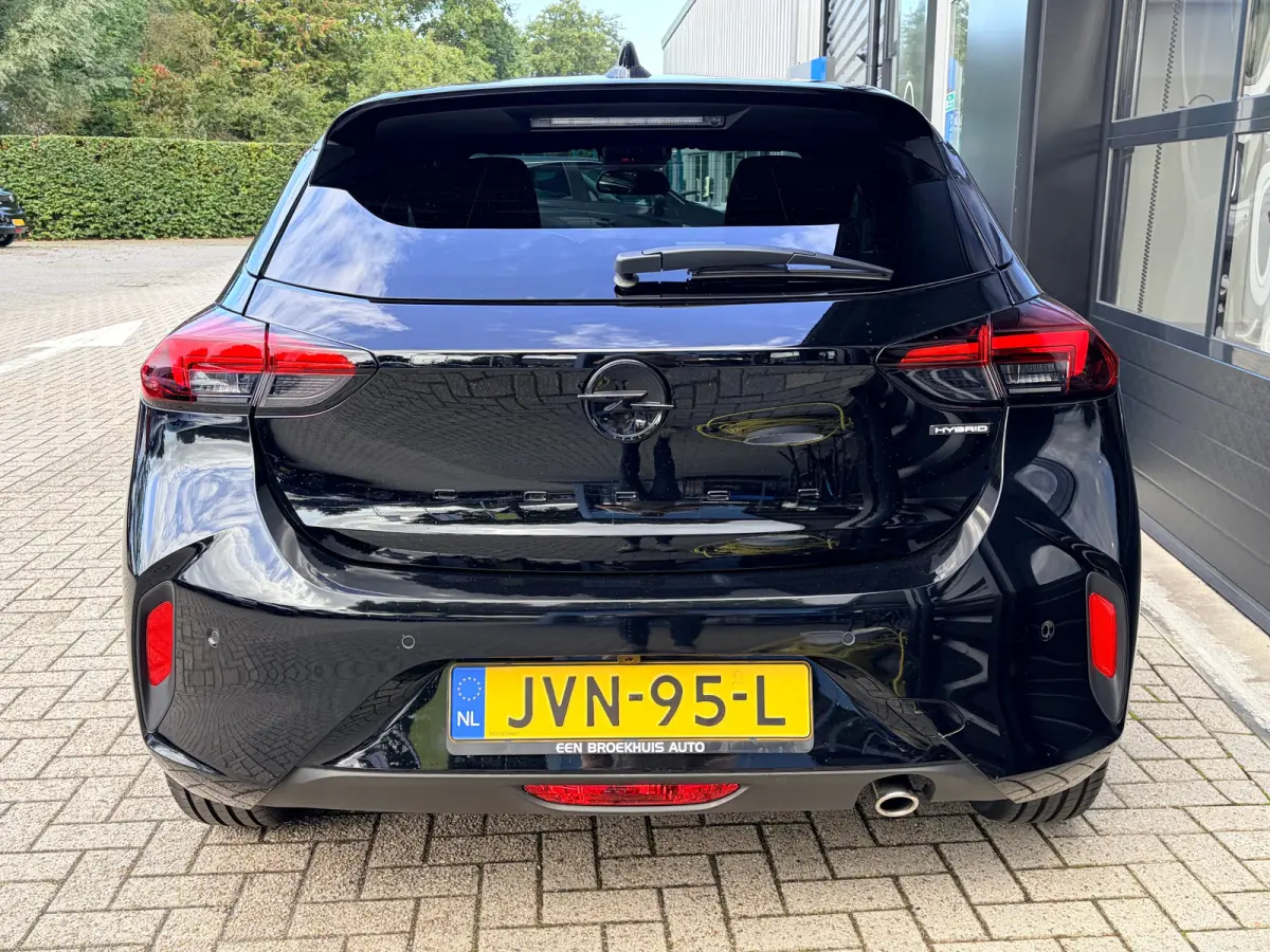 1.2 Turbo Automaat Hybrid GS | 2+6 JAAR GARANTIE| MATRIX LED| DODEHOEK DETECTIE| KEYLESS ENTRY & START| DRAADLOZE TELEFOONLADER| NAVIGATIE + APPLE CARPLAY/ANDROID AUTO| CAMERA + PARKEERSENOS