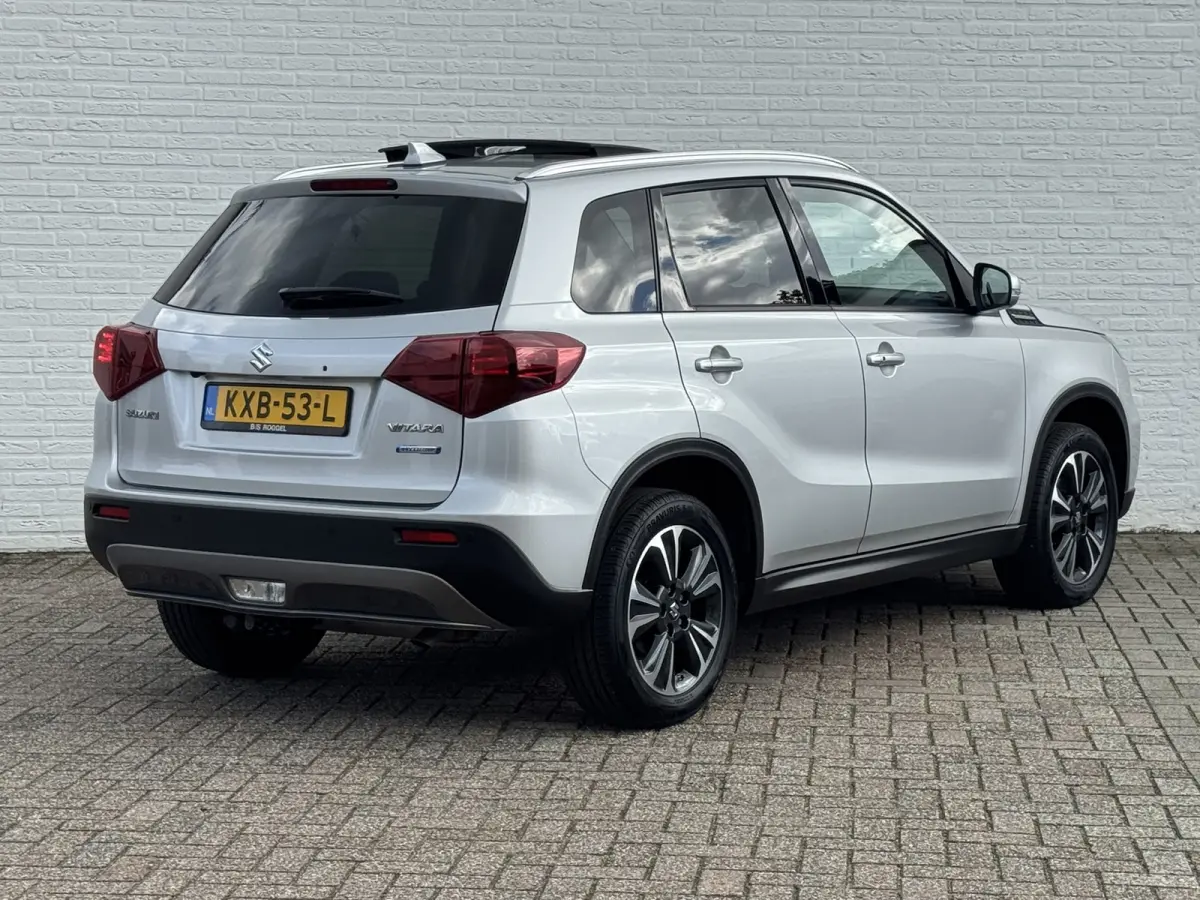 1.4 Boosterjet Style Smart Hybrid Trekhaak Panorama dak Camera+pdc Dealer onderhouden