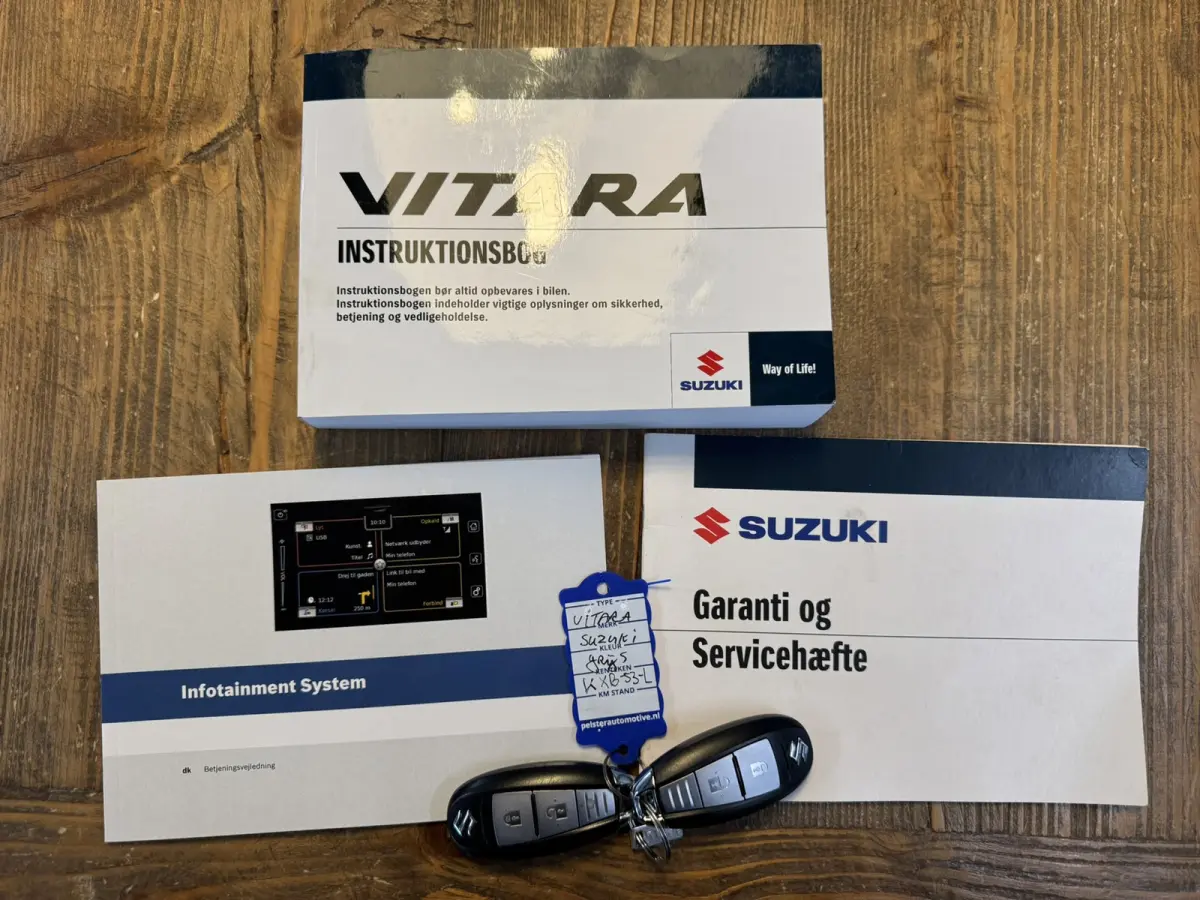 1.4 Boosterjet Style Smart Hybrid Trekhaak Panorama dak Camera+pdc Dealer onderhouden
