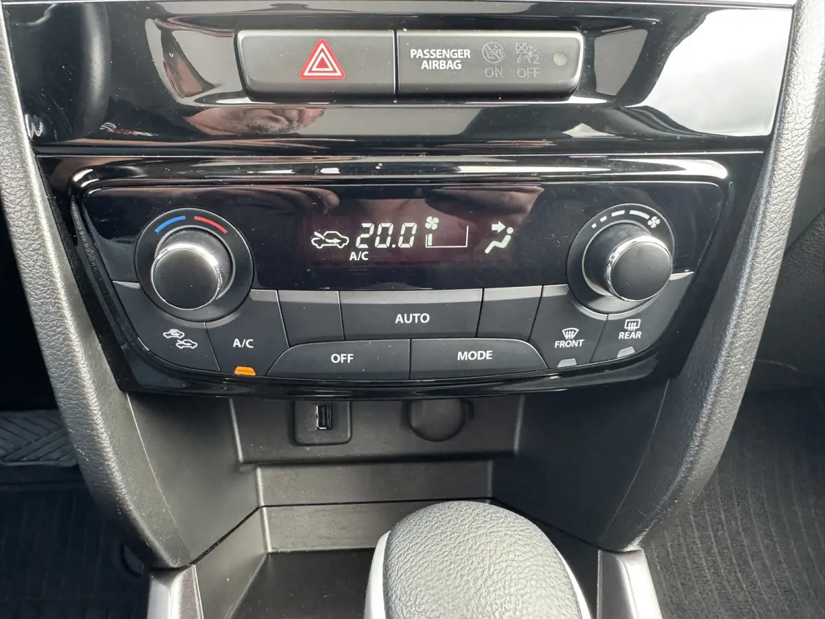 1.4 Boosterjet Style Smart Hybrid Trekhaak Panorama dak Camera+pdc Dealer onderhouden