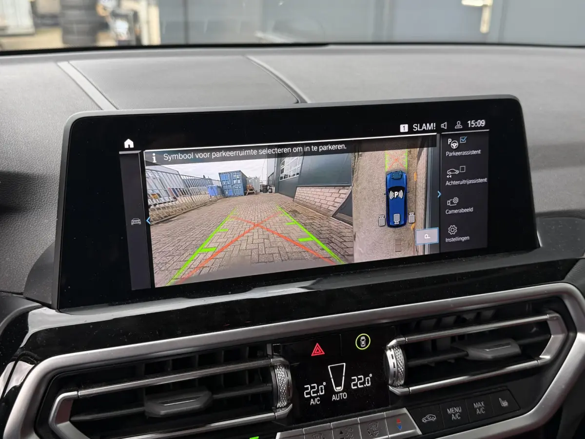 xDrive30e High Executive 18"/Leder + memory/Dodehoek/HiFi/Keyless/360 camera/Stoelverwarming/Apple Carplay & Android Auto