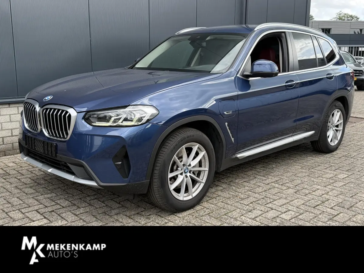 xDrive30e High Executive 18"/Leder + memory/Dodehoek/HiFi/Keyless/360 camera/Stoelverwarming/Apple Carplay & Android Auto