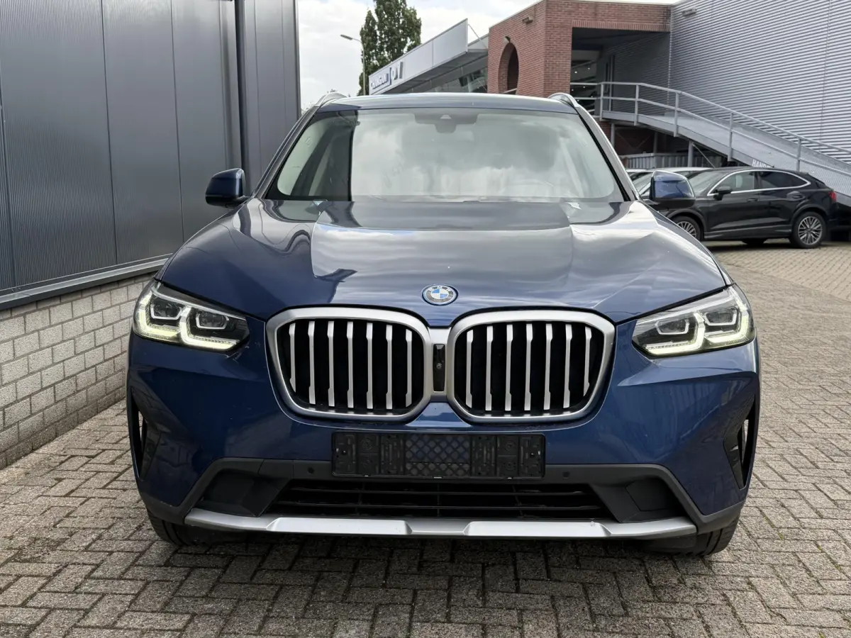 xDrive30e High Executive 18"/Leder + memory/Dodehoek/HiFi/Keyless/360 camera/Stoelverwarming/Apple Carplay & Android Auto
