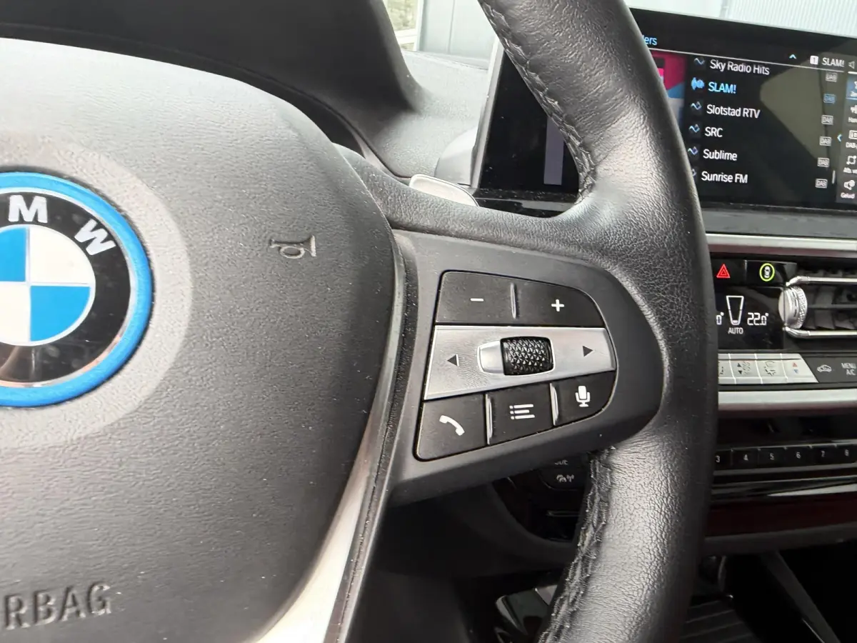 xDrive30e High Executive 18"/Leder + memory/Dodehoek/HiFi/Keyless/360 camera/Stoelverwarming/Apple Carplay & Android Auto