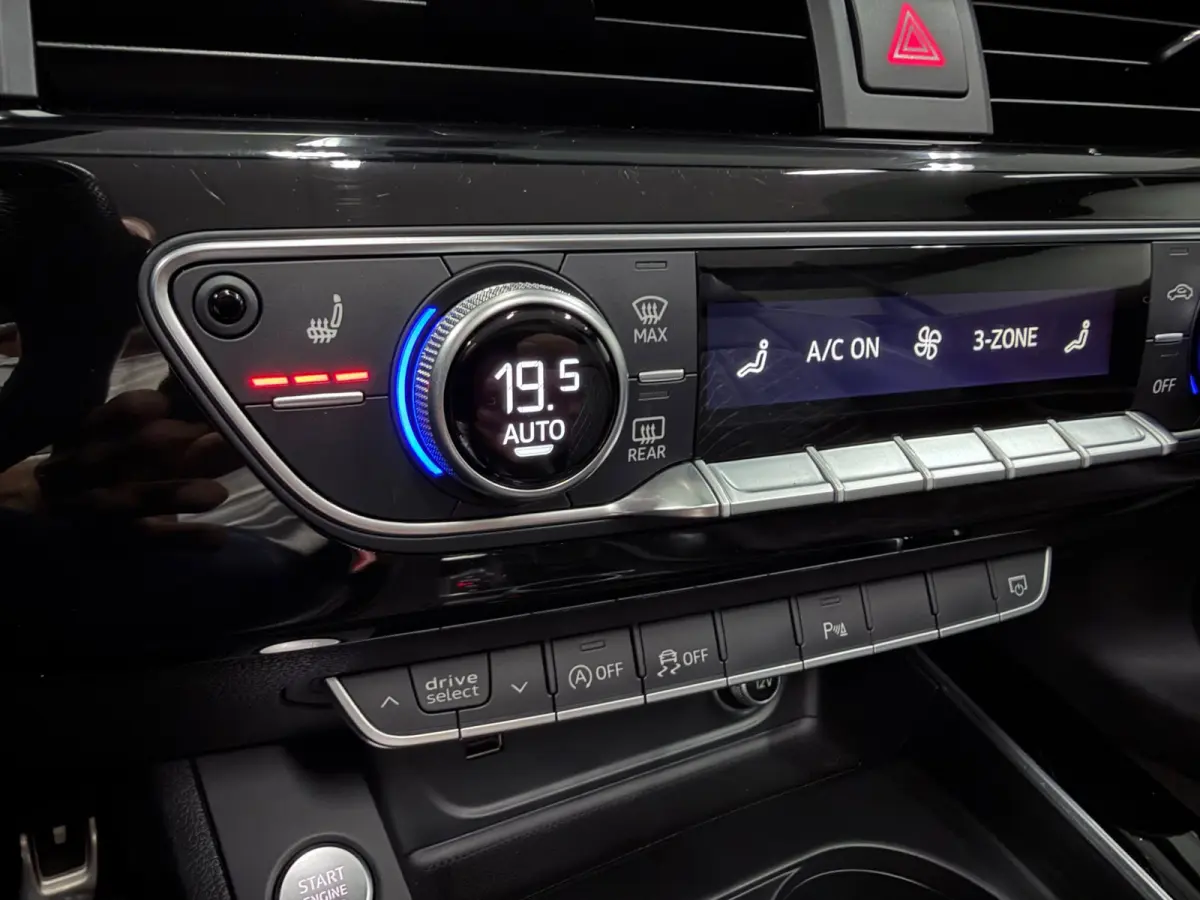40 TFSI 3X S-LINE RS-LEDER/STOELMASSAGE/CAM/DAB/CARPLAY/V-COCKPIT///