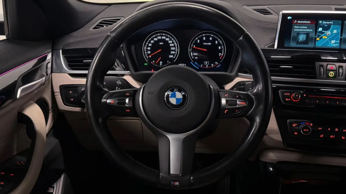 SDrive18i | NAP | M-SPORT | SHADOW LINE | LED | DEALERONDERHOUDEN