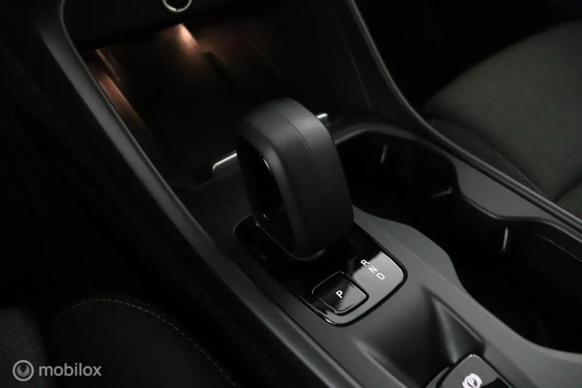 1.5 T4 Plug-in hybrid Plus Bright | Verwarmbare Voorstoelen & Stuurwiel | Privacy Glass | Camera | PDC Voor & Achter