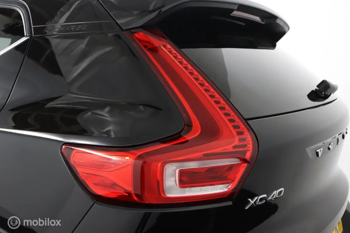 1.5 T4 Plug-in hybrid Plus Bright | Verwarmbare Voorstoelen & Stuurwiel | Privacy Glass | Camera | PDC Voor & Achter