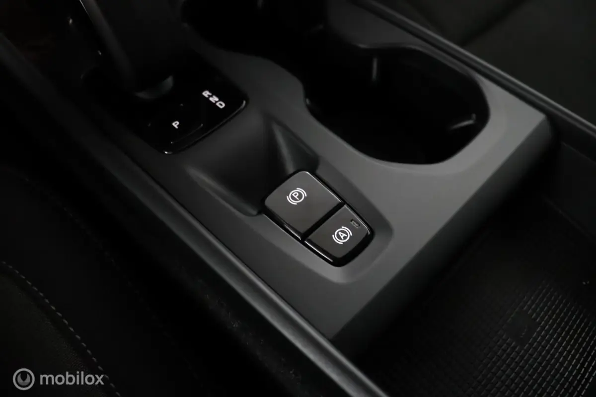1.5 T4 Plug-in hybrid Plus Bright | Verwarmbare Voorstoelen & Stuurwiel | Privacy Glass | Camera | PDC Voor & Achter