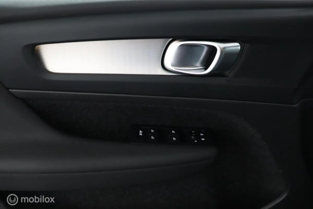 1.5 T4 Plug-in hybrid Plus Bright | Verwarmbare Voorstoelen & Stuurwiel | Privacy Glass | Camera | PDC Voor & Achter