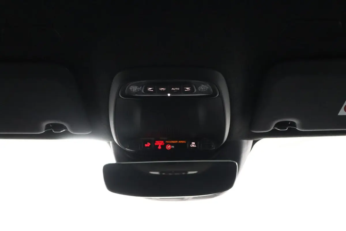 1.5 T4 Plug-in hybrid Plus Bright | Verwarmbare Voorstoelen & Stuurwiel | Privacy Glass | Camera | PDC Voor & Achter
