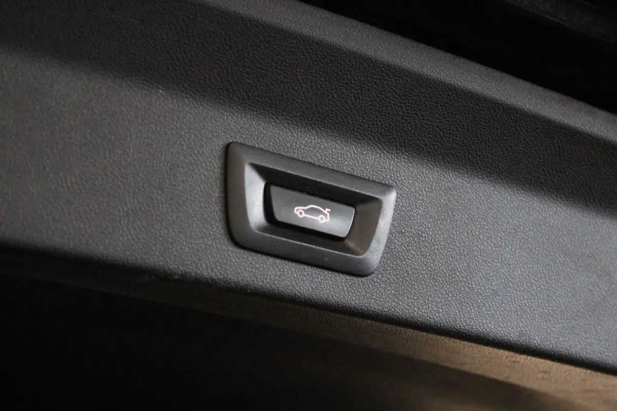 xDrive30e | M Sport | H/K | MEMORY | PANO | TRKHAAK |