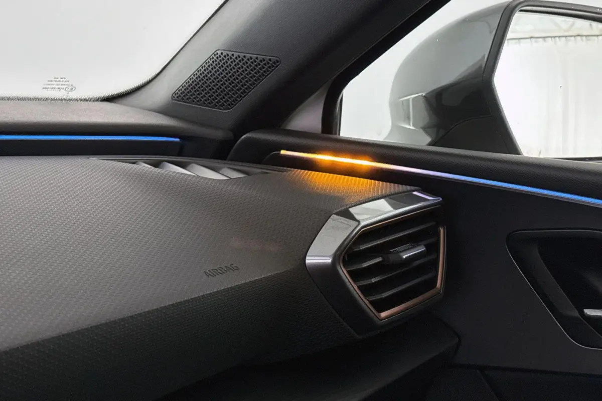1.4 e-Hybrid Stoel-Stuur-Voorruitverwarming Apple CarPlay Achteruitrijcamera