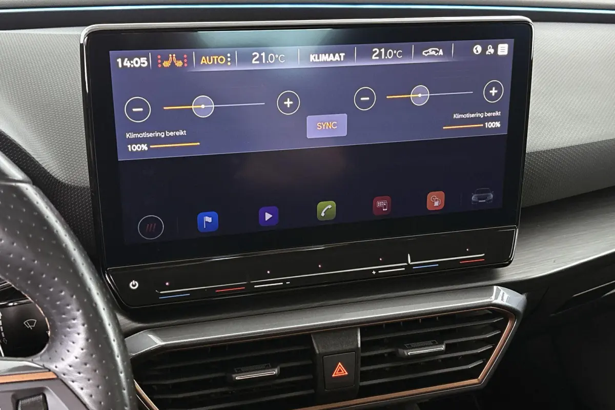 1.4 e-Hybrid Stoel-Stuur-Voorruitverwarming Apple CarPlay Achteruitrijcamera