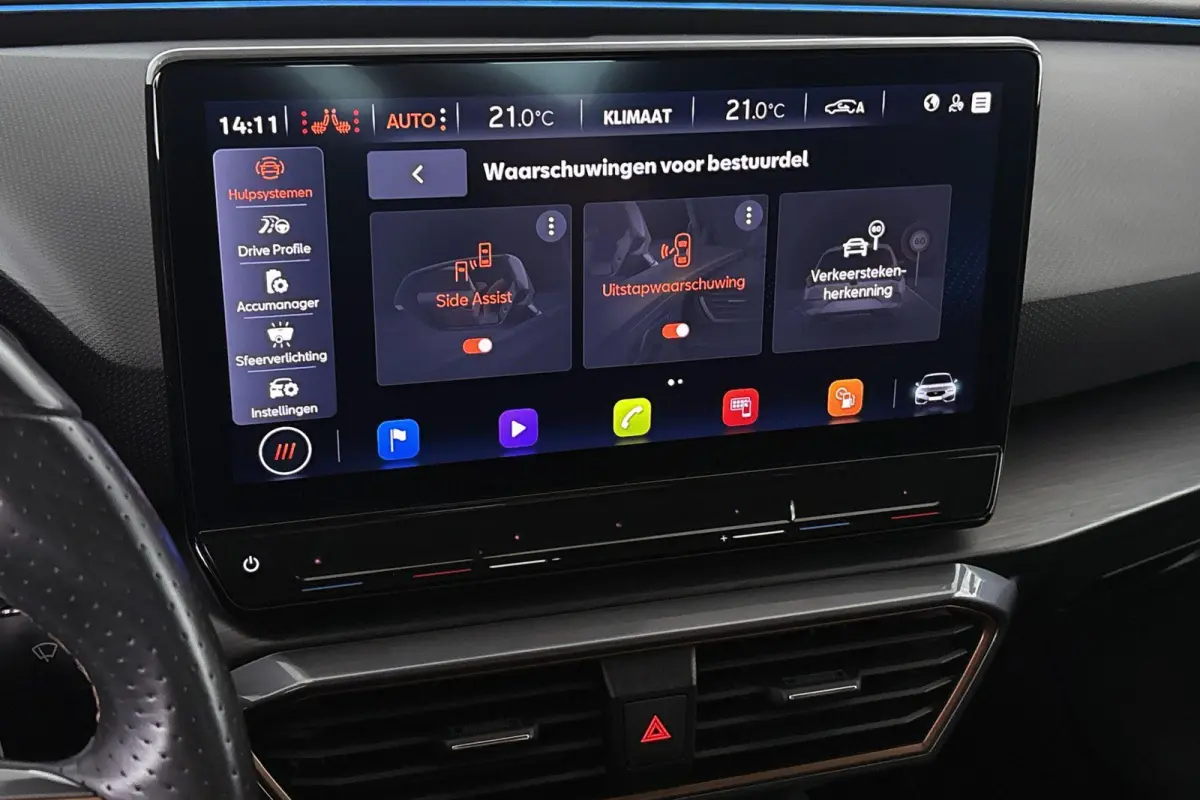 1.4 e-Hybrid Stoel-Stuur-Voorruitverwarming Apple CarPlay Achteruitrijcamera