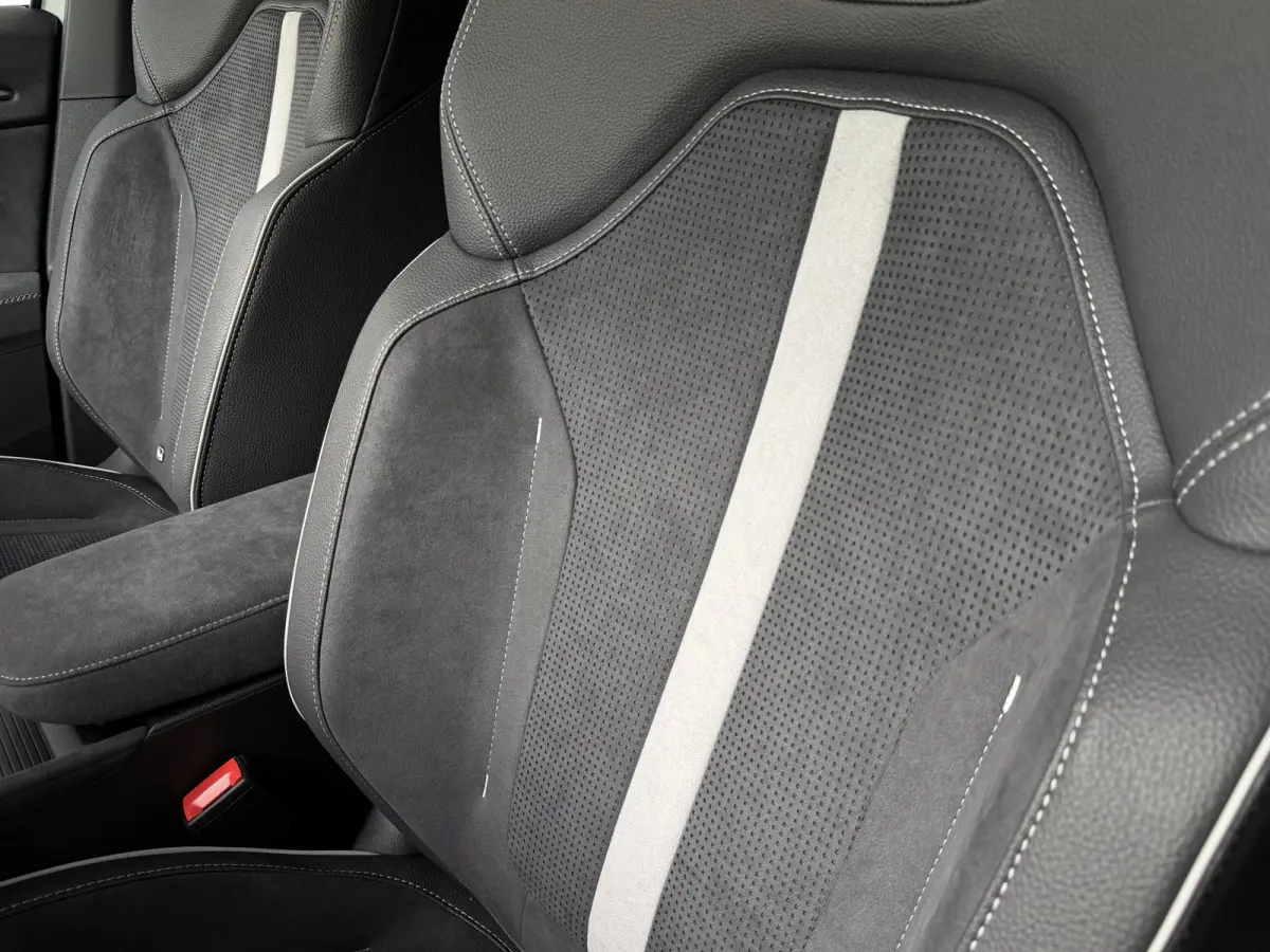 Sportline iV NIEUW uit voorraad (PHEV 120KM) DSG | Panorama | Trekhaak | Matrix LED | 20" Rila | Memory | ACC | Camera | Virtual Cockpit. plug in hybrid