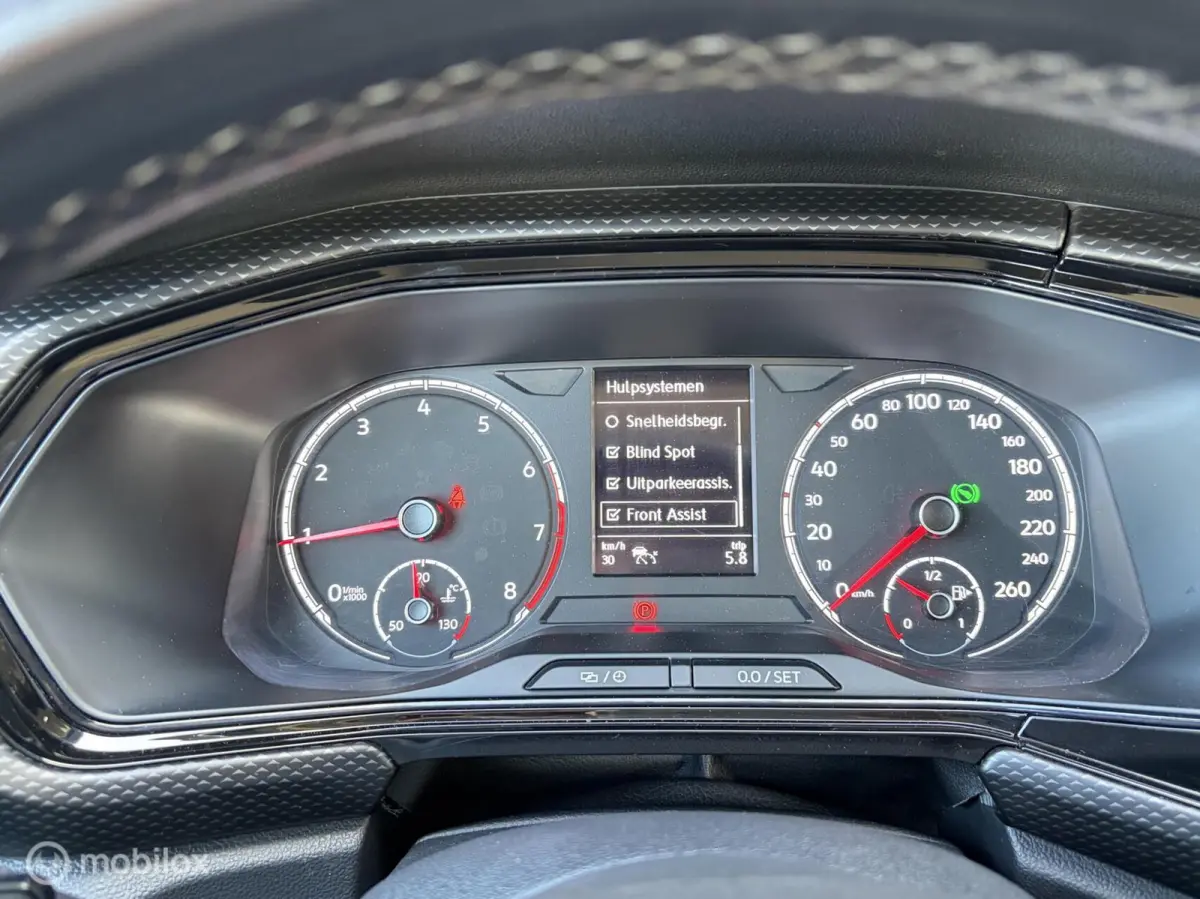 1.0 TSI Style|DSG|PDC|Blind spot|