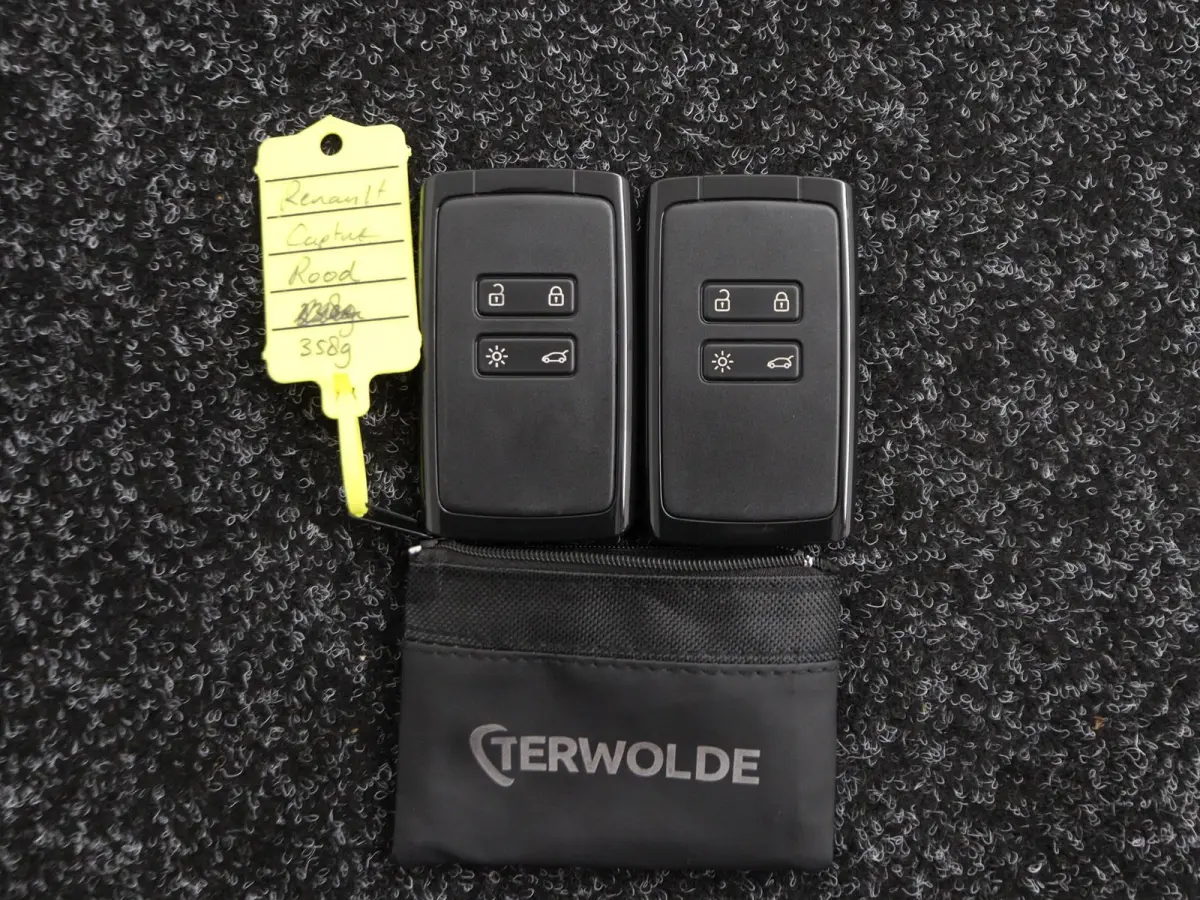 evolution full hybrid E-Tech 160 | pack navigation & comfort |