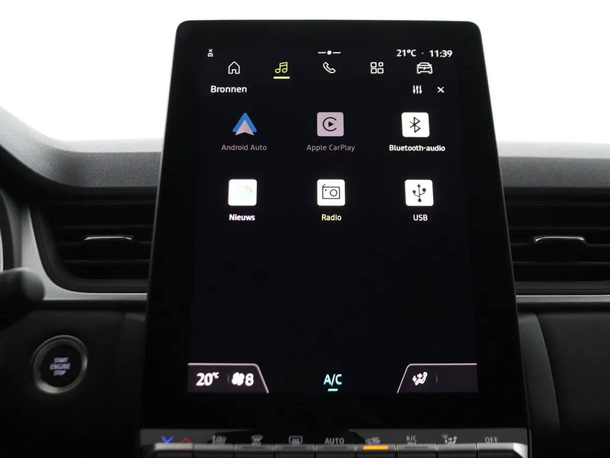evolution full hybrid E-Tech 160 | pack navigation & comfort |