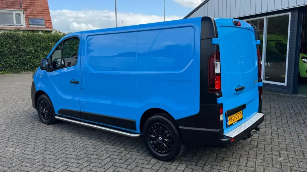 2.0 DCI 88KW 120PK EURO 6 AIRCO/ CRUISE CONTROL/ TREKHAAK/ PARKEERSENSOREN/ 100% DEALERONDERHOUDEN