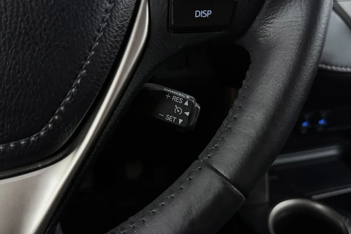 2.0 Style 4WD | Trekhaak | Keyless | Stoelverwarming | Camera | Navigatie | Leer |