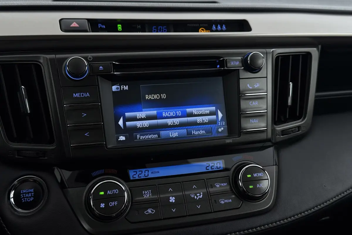 2.0 Style 4WD | Trekhaak | Keyless | Stoelverwarming | Camera | Navigatie | Leer |