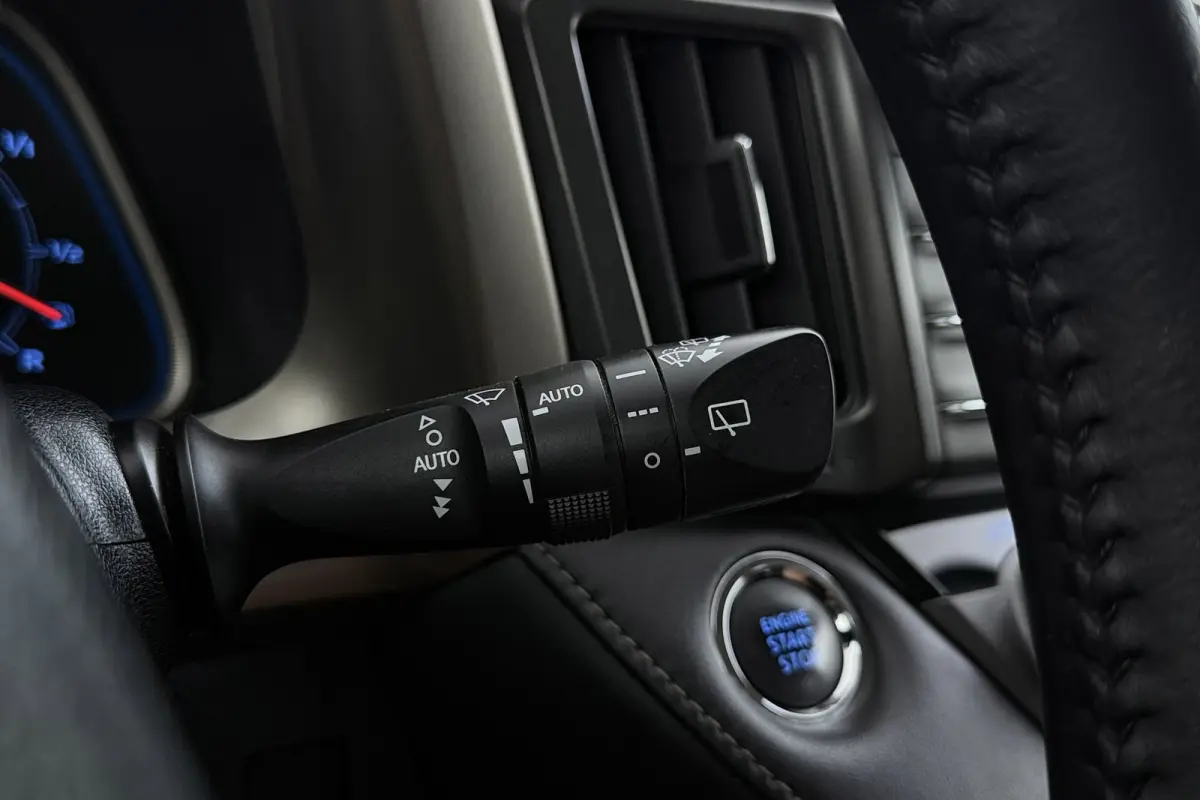 2.0 Style 4WD | Trekhaak | Keyless | Stoelverwarming | Camera | Navigatie | Leer |