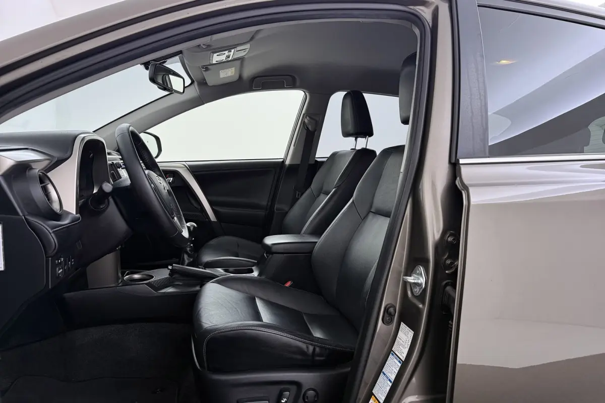 2.0 Style 4WD | Trekhaak | Keyless | Stoelverwarming | Camera | Navigatie | Leer |